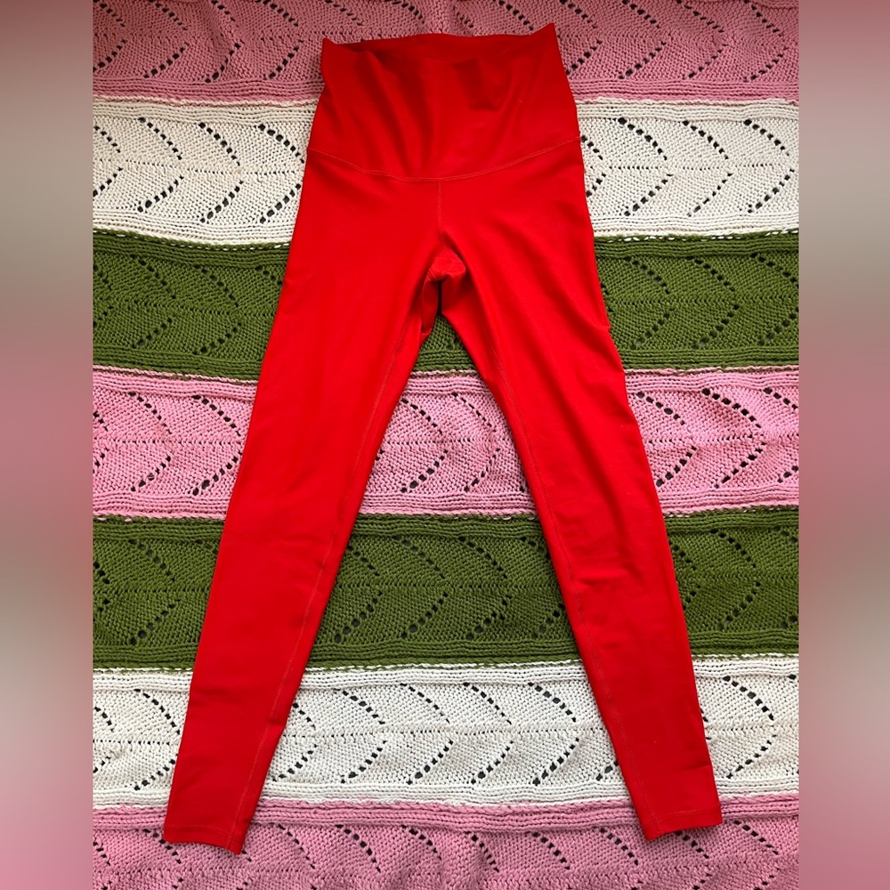 Old Navy Powersoft Extra High-Rise Go-Dry Leggings Size S Red